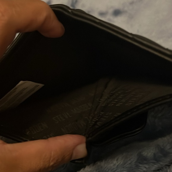 Steve Madden Black Wallet - Picture 3 of 3